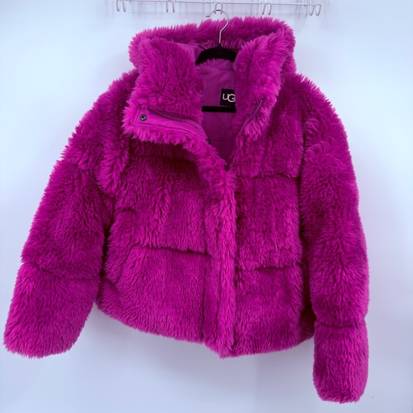 UGG Pink Faux Fur Teddy Jacket Coat Hooded Size M NWT - Picture 2 of 7